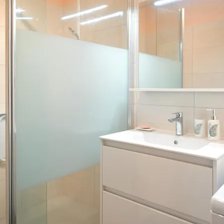 شقة - 5 Personnes - Magnifique Vue لي سابلِ دولونْ